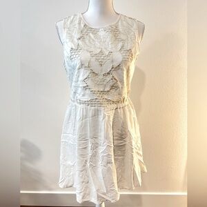 Elegant Cream Sleeveless Dress